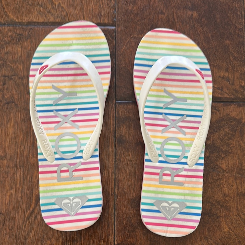 Roxy Pink and Striped Sandals Flip Flops